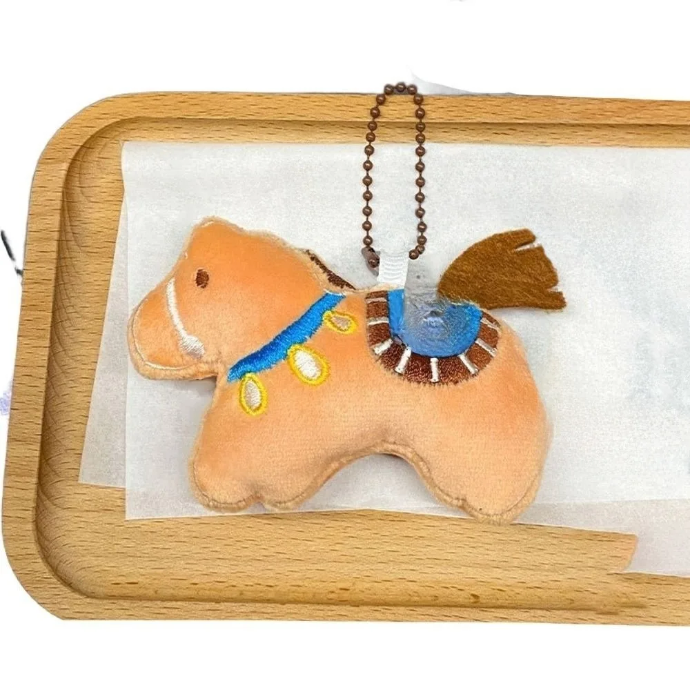 

Stuffed Animal Horse Keychain Cute Design Hanging Decor Horse Year Key Ring Lucky Mascot Backpack Ornaments Pony Pendant