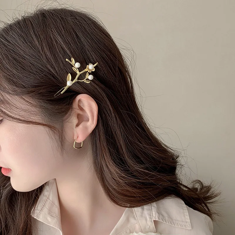 

Elegant Branch Pearl Barrettes - Side Bang Hair Clip