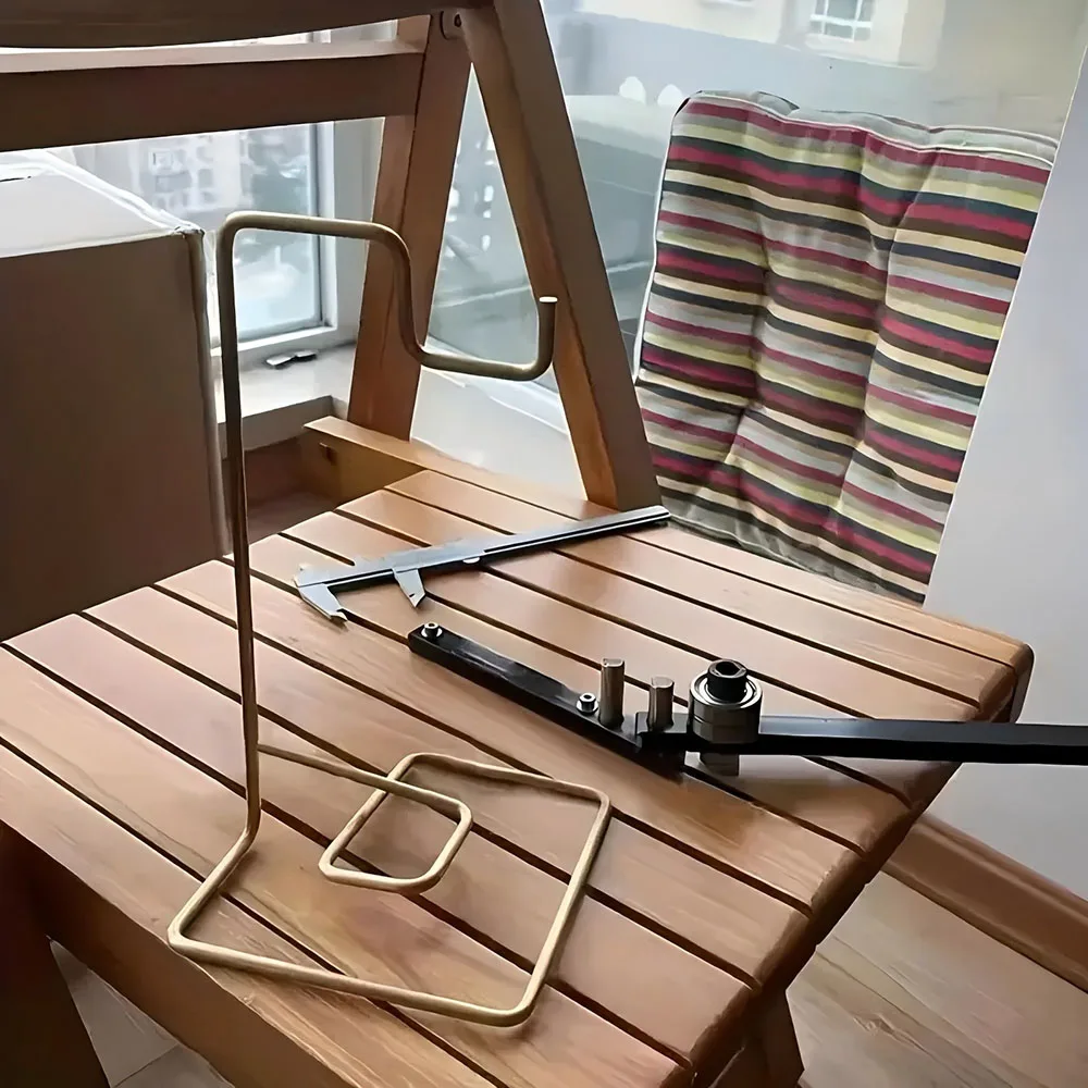 Desktop Manual Pipe Bending - Pipe Bender with Adjustable Lever, Handheld Rebar Curving Device, Desktop Workbench Pipe Bending,