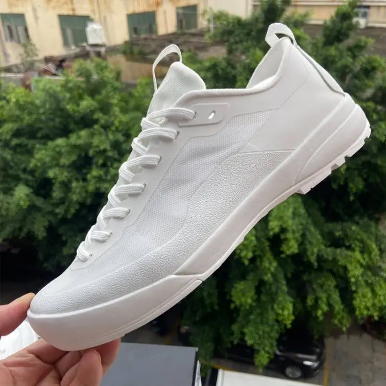 New Bestseller Unisex Breathable High-Quality Durable Anti-Slip Walking Shoes Strong Grip Shoes Excellent