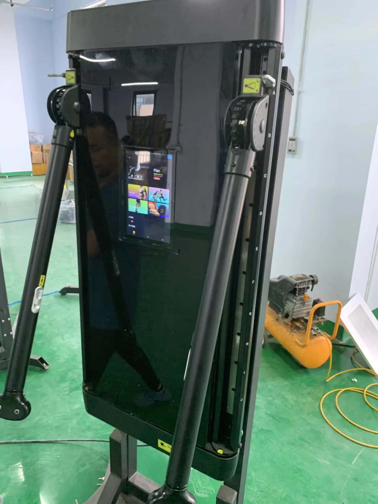 Innovative Digital Dynamics Smart Home Gym Intelligence Fitness All-in-One-Fitnesstrainer