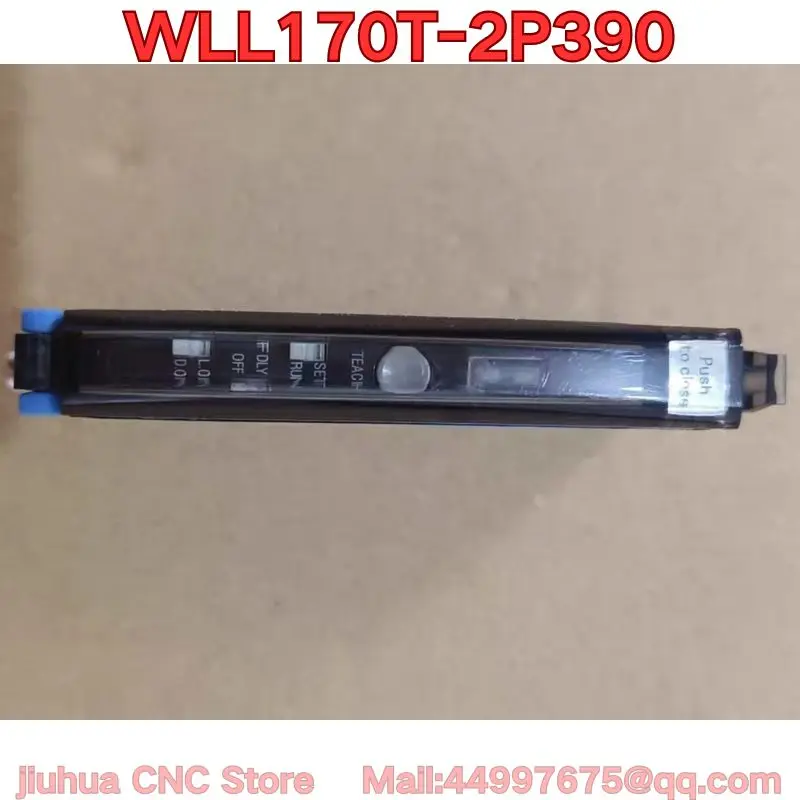 Used WLL170T-2P390 sensor, functional test normal