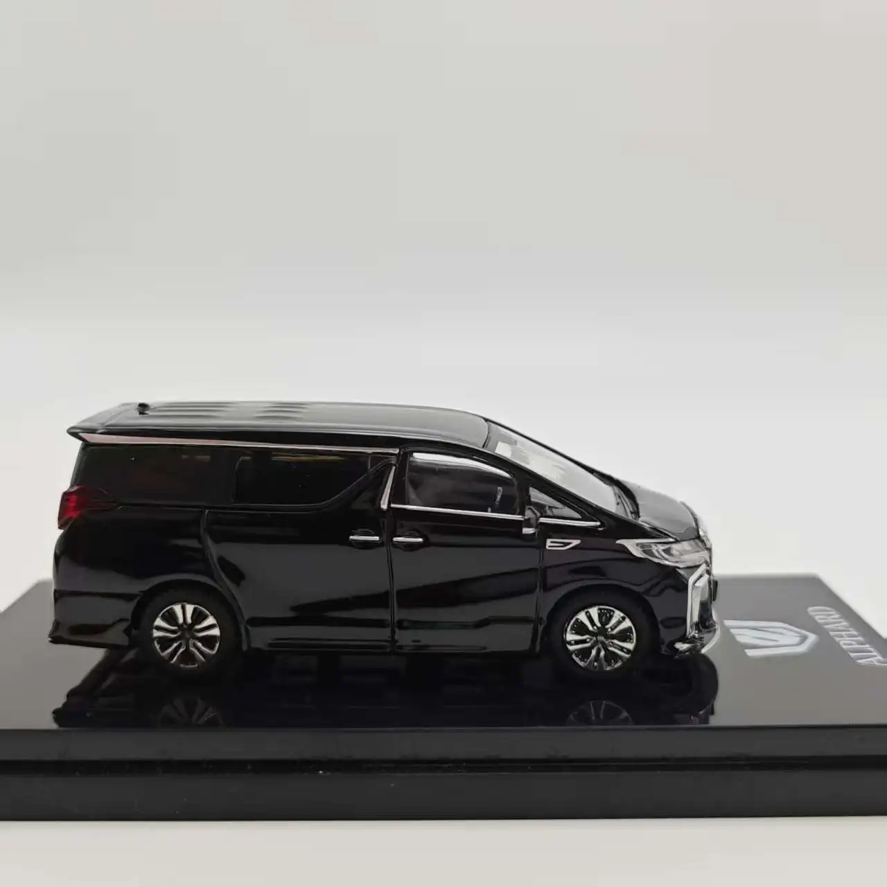 Hobby Japon 1:64 Alphard SUV Style Business Modèle de voiture en alliage de zinc