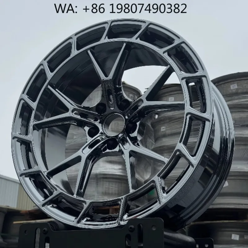 18-24 Inch Multi PCD Chrome Black Forged Wheels Glossy Monoblock Alloy Rims Stylish High Speed Racing Car Upgrade Accessories