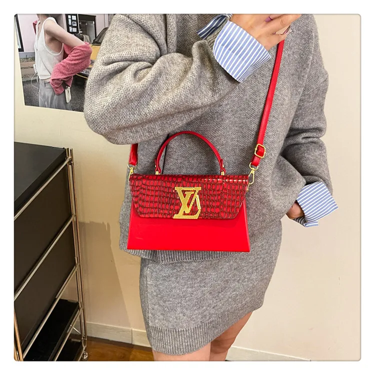 

2025 Новая высококачественная женская кожаная сумка, роскошный бренд, известный дизайнер, классический Париж, модный ​