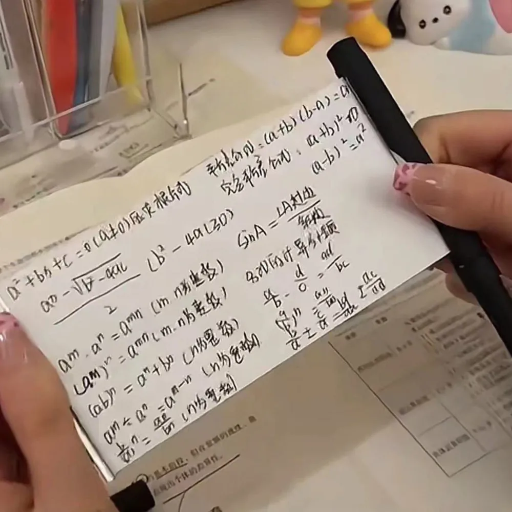 قلم جل أسود مع لفافة فارغة قابلة للسحب ، قلم حبر جاف للامتحان ورقي قابل للسحب ، أدوات دراسة إبداعية