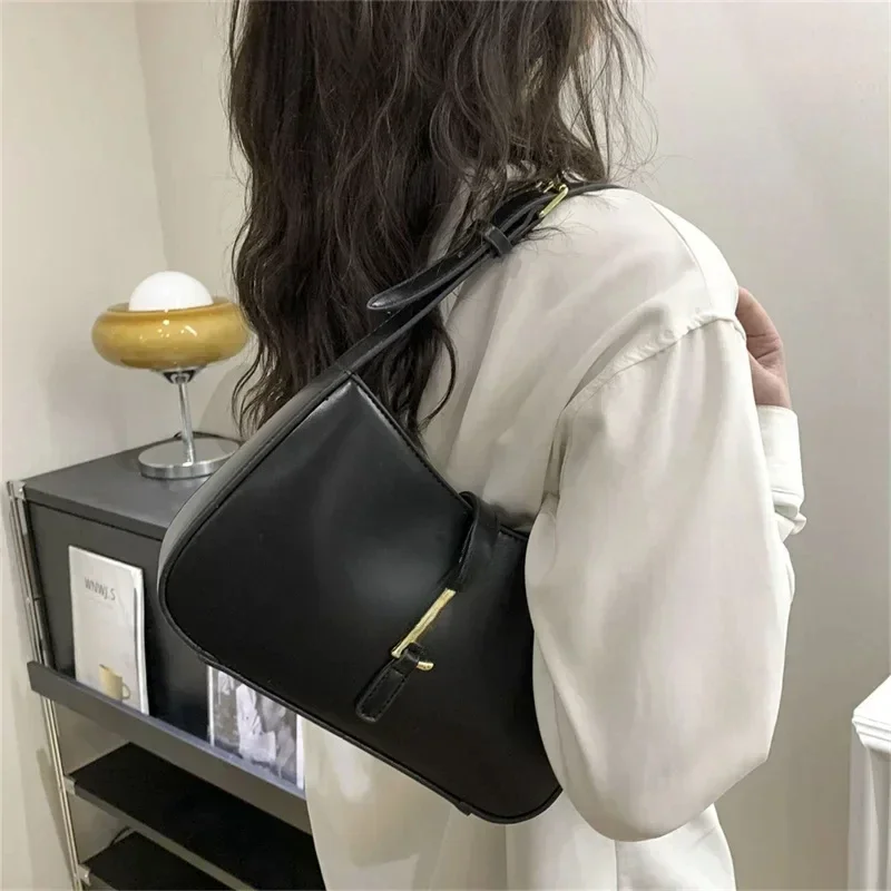 Women's Bag High Design Fashionable Women Bag Underarm Bag Trendy and Versatile Large Capacity Quality Shoulder Bag Minimalist