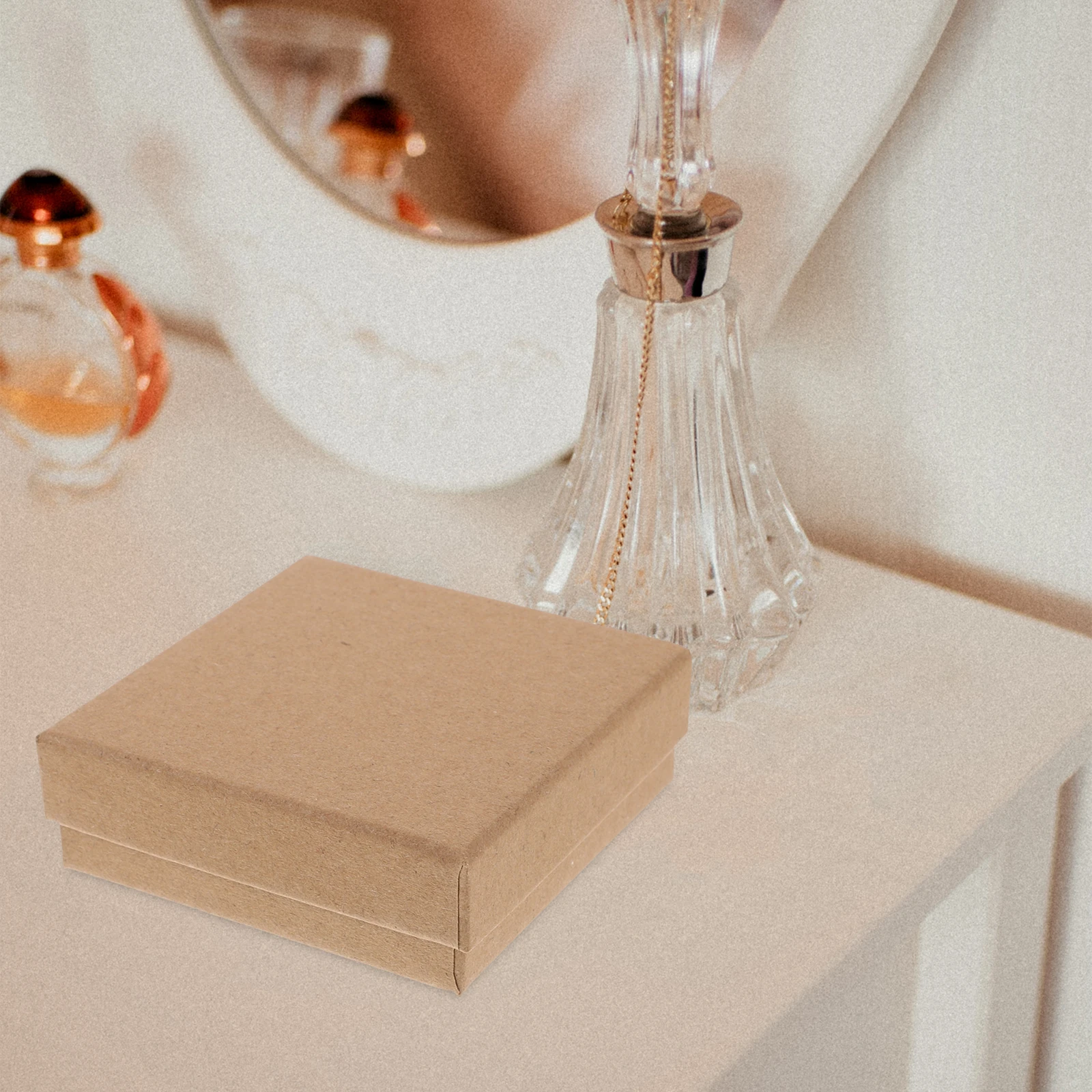 

10pcs Vintage Jewelry Boxes 9X9X3cm Brown Paper With Sponge For Rings Necklaces Gifts Packaging Bulk Organizer