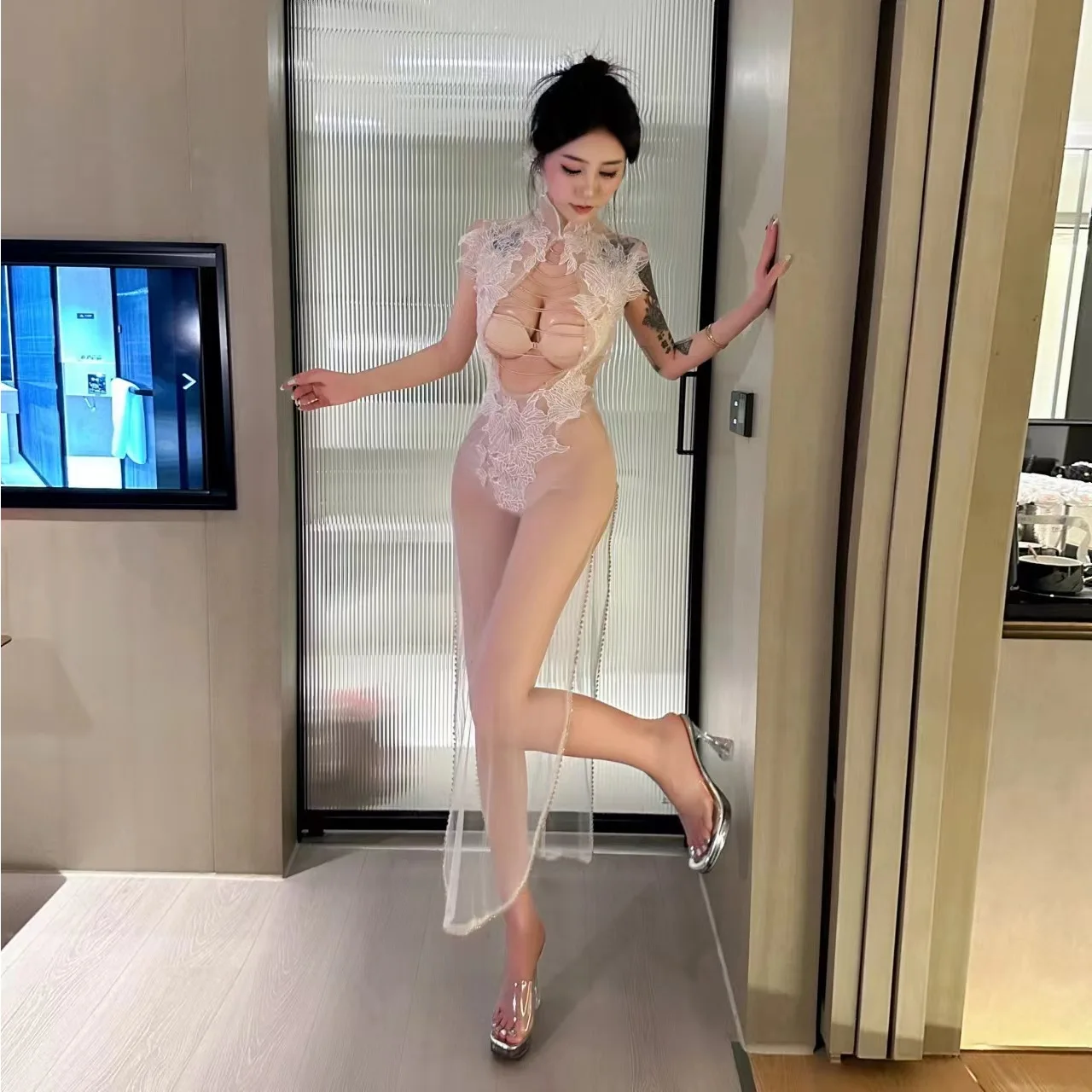 

Herbly Wind Улучшенное кружево с высоким разрезом Прозрачное длинное Dr Sauna Techan Work orm круглый воротник Svel Регенерированное ...