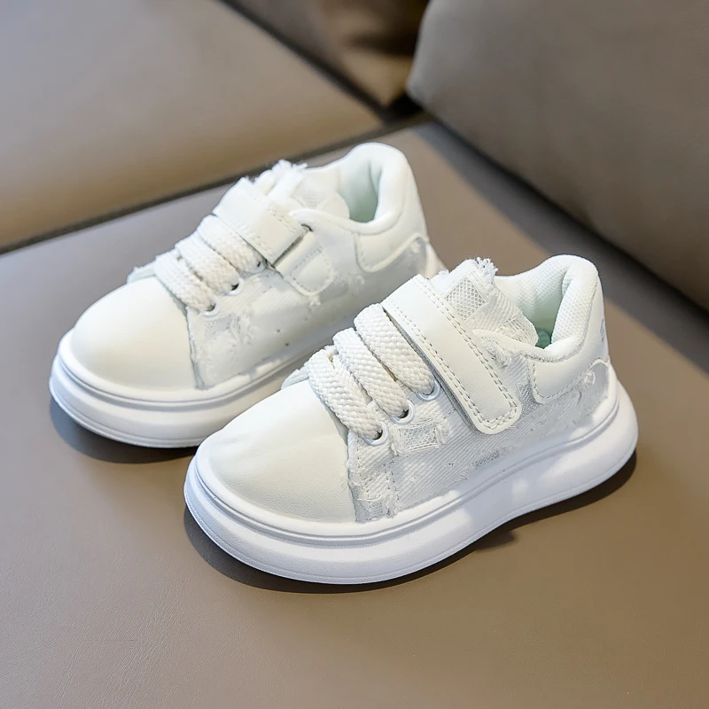Kinder Freizeitschuhe mit Klettverschluss Weiche Sohle Jungen Mädchen Sportschuhe Runde Zehen Rutschfest 2026 Brandneue Kinder-Outdoor-Schuhe – Detail 4