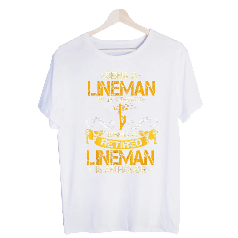Men's Lineman Slogan Graphic Tee, Short Sleeve Crew Neck T-Shirt for Casual Everyday Wear and Retirement Celebrations
