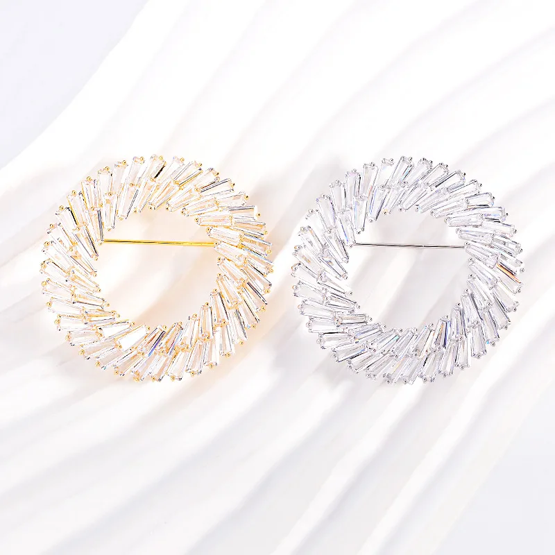 Simple Temperament Circular Ring Brooches for Women Fashionable High-end Suit Jacket Versatile Commuting Accessories Pin