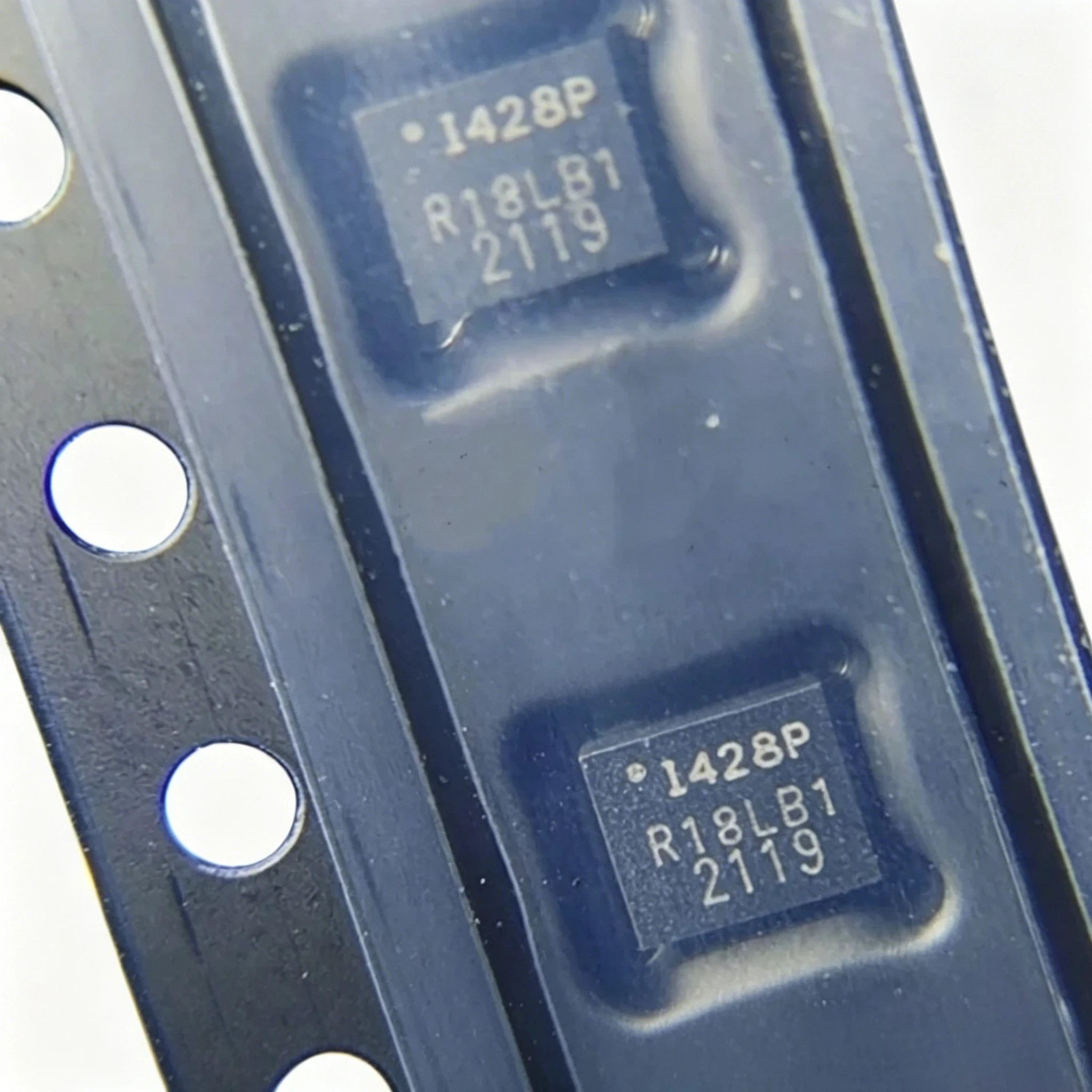 

10-20pcs in stock ICM-42688-P I428P 1428P LGA-14 100% New