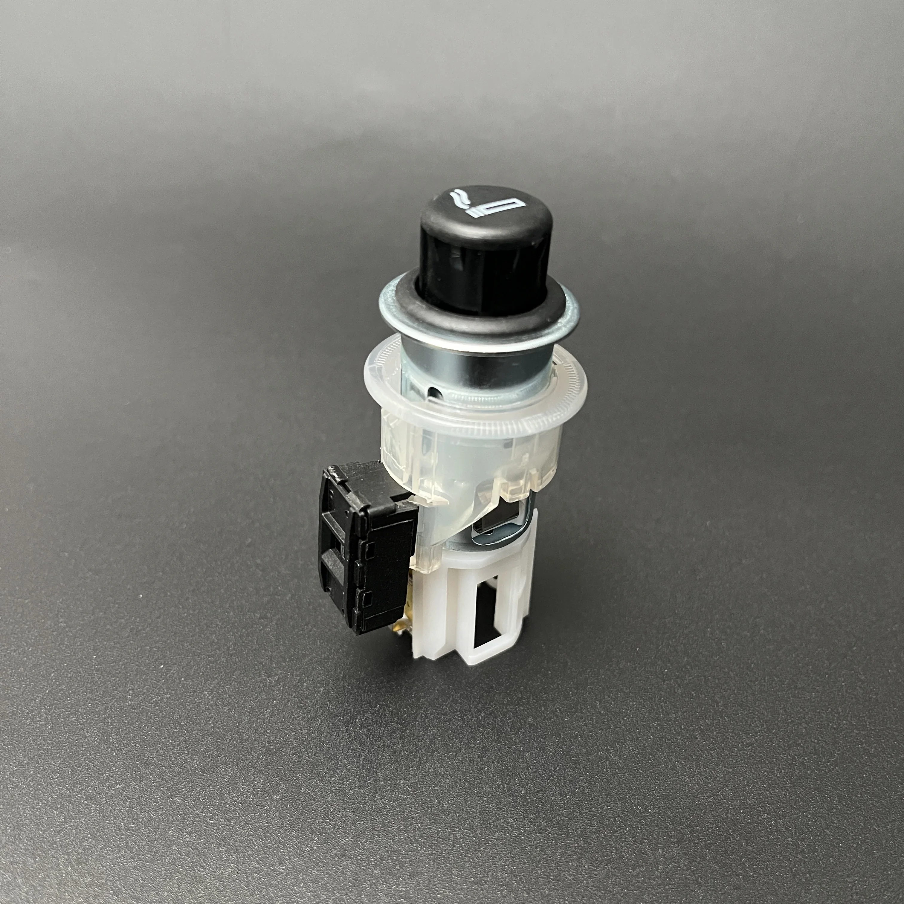 

For Volkswagen Golf 7 Golf 7.5 MK7 MK7.5 Car Cigar Lighter with LED Blue Backlight Cigarette lighters Assembly