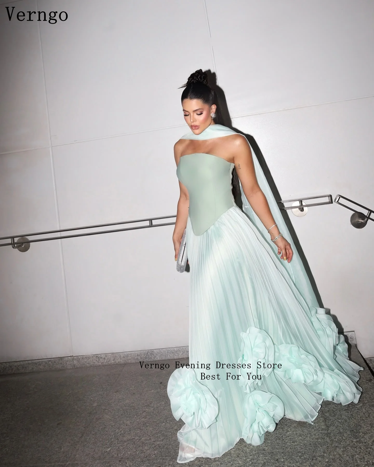 Verngo Light Blue Luxury Evening Dress Strapless A Line Arabic Prom Party Dresses Simple Elegant Formal Prom Gowns فساتين سهر