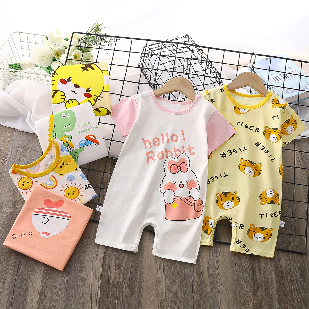 0-24month Baby Clothes Jumpsuit Cotton Cartoon Printed Newborn Girl Onesie Toddler Costume Short Sleeve Climb Clothes Bodysuits