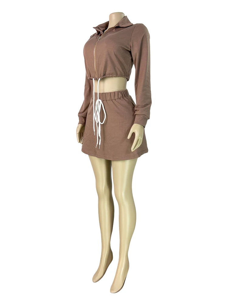 Neues 2026 Damen Freizeit-Sportoutfit: Yoga-Set mit einfarbigem Poloshirt und passendem Faltenrock (2-teiliges Set, inklusive Shorts) – Detail 7