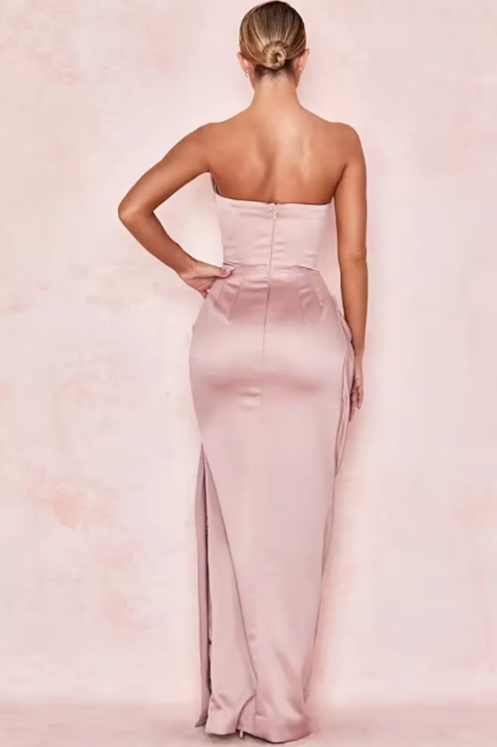 robes-de-demoiselle-d'honneur-elegantes-en-satin-rose-chair-sans-bretelles-drapees-fente-laterale-sirene-robes-de-bal-de-mariage-personnalisees-2024