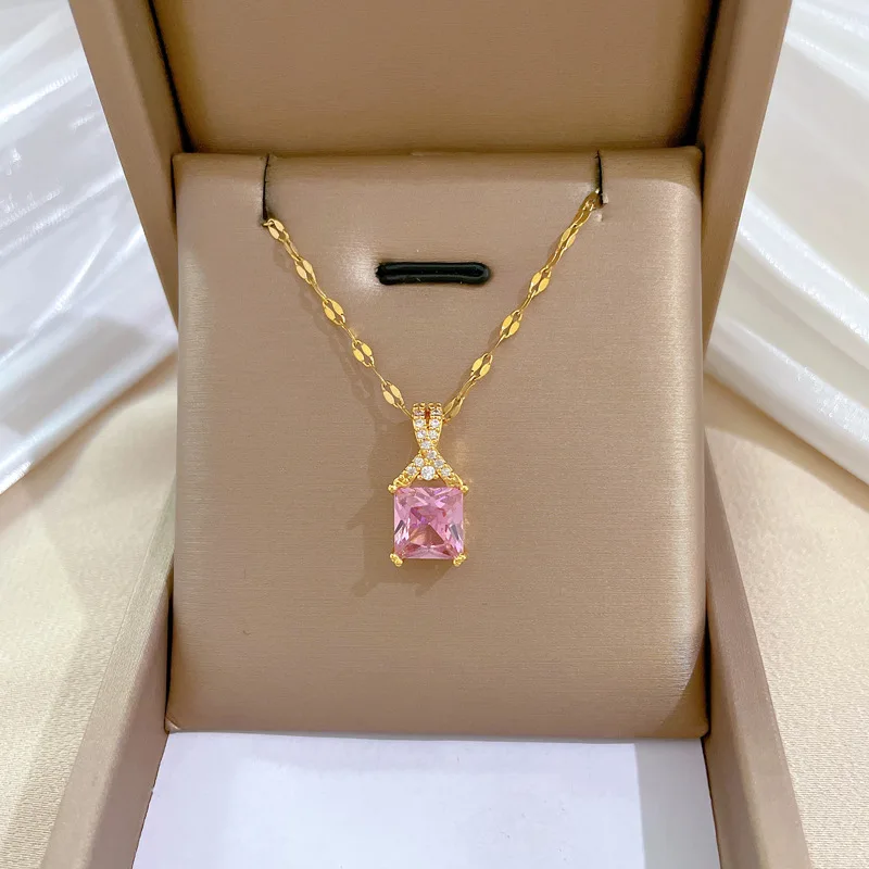 MEYRROYU 316L Stainless Steel Necklace Golden Zircon Bear Moon Heart Pendant Clavicle For Women Gift Jewelry Accessories Bijoux - Detail 1