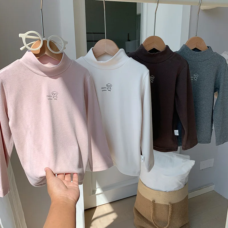 

2025 зимние новые футболки с милым мультяшным принтом для мальчиков и девочек, детские флисовые топы, детские рубашки с высоким воротником, детская теплая футболка