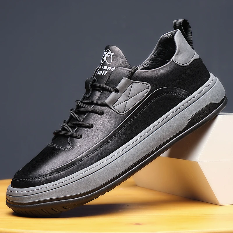 2024 Autumn New Mens Shoes Fashion Urban Leisure Board Shoes Trend Bordered Casual Sneakers Low Top Comfortable Leather Shoes