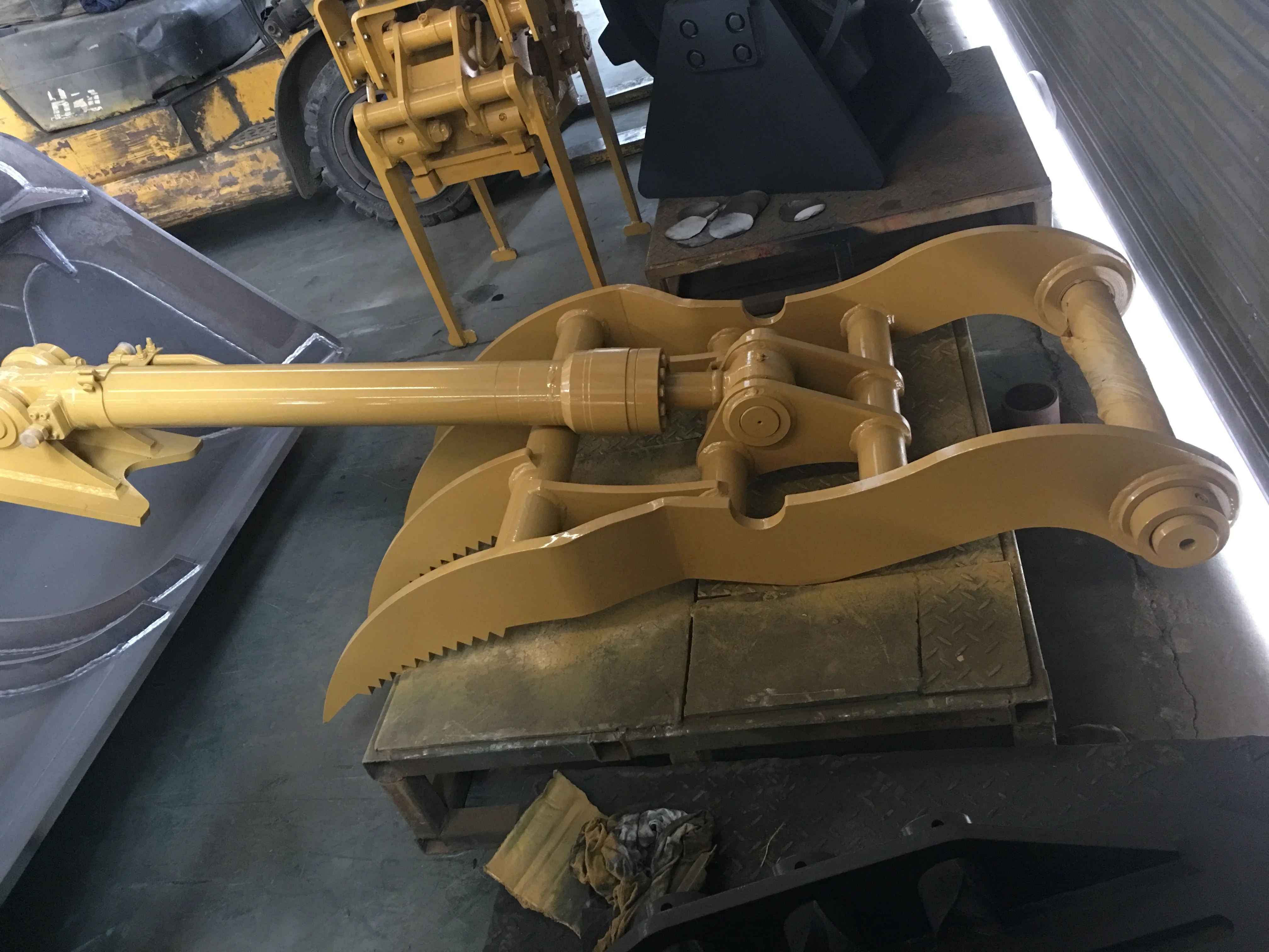 Pollice idraulico dell'escavatore della benna del pollice dell'attacco dell'escavatore MONDE