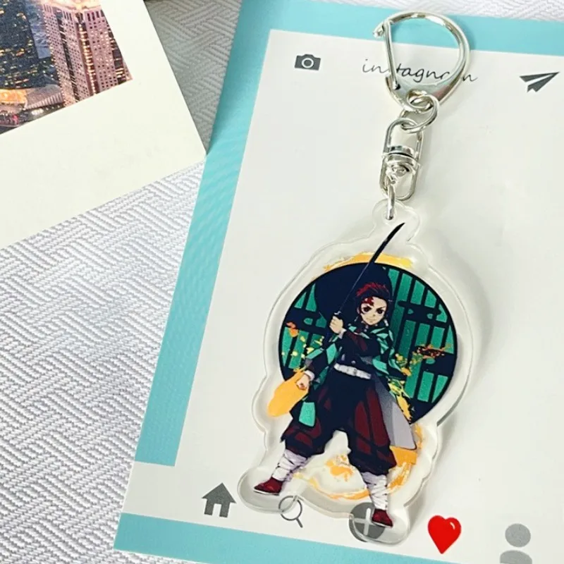 Demon Slayer Cartoon Portachiavi in acrilico Kamado Tanjirou Anime Action Figure Toy Doll Kawaii Chiave Zaino Decorazione Regalo di Natale