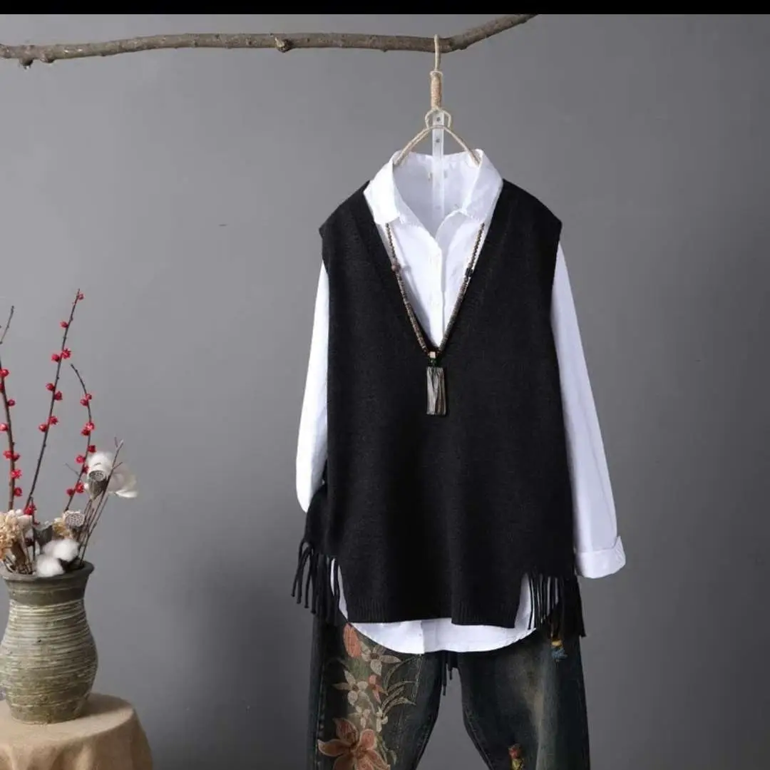 Tassel Vintage Women Versatile Sweater Vest Spring Autumn New V-neck Fashion Korean Casual Solid Pullover Knitted Sleeveless Top