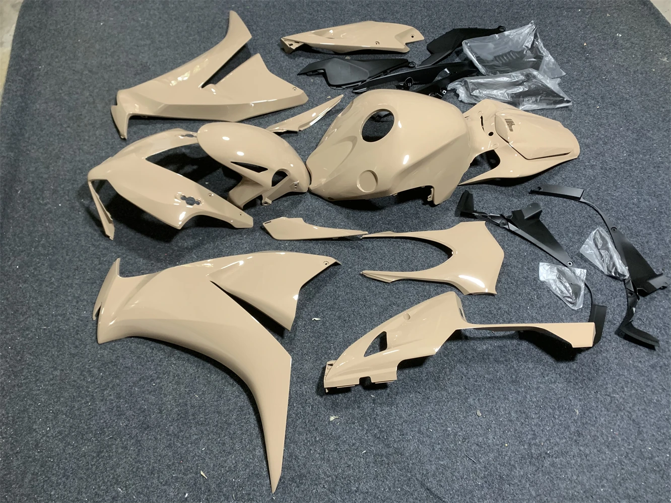 Motorcycle fairing fits CBR1000RR 2012 2013 2014 2015 2016 CBR1000 12 13 14 15 16 Fairing Khaki motorcycle housing