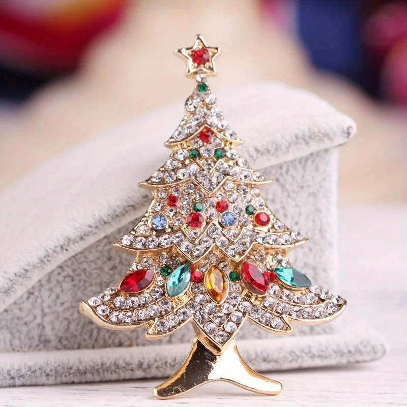 Frauen Männer Mode exquisite Weihnachts baum Kristall Brosche Abzeichen elegante Dame Festival Neujahr Geschenk Pin