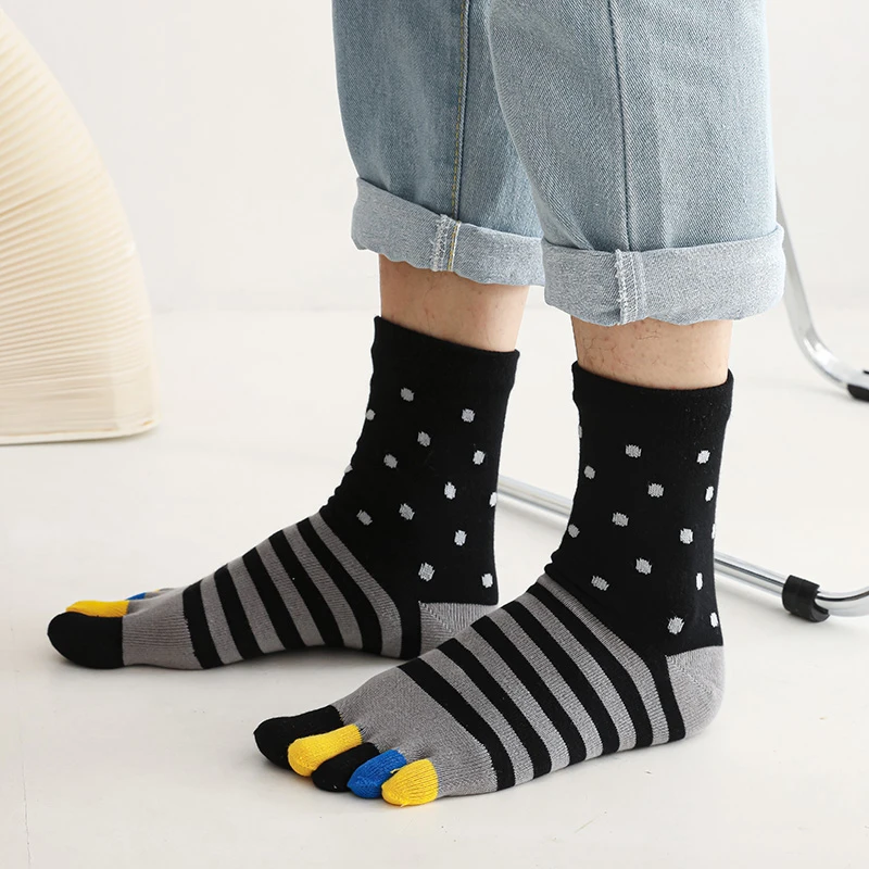 Large Size Five-Finger Socks Man Cotton Striped Dot Patchwork Colorful Business Fashions Sweat-Absorbing Toe Happy Socks Plus