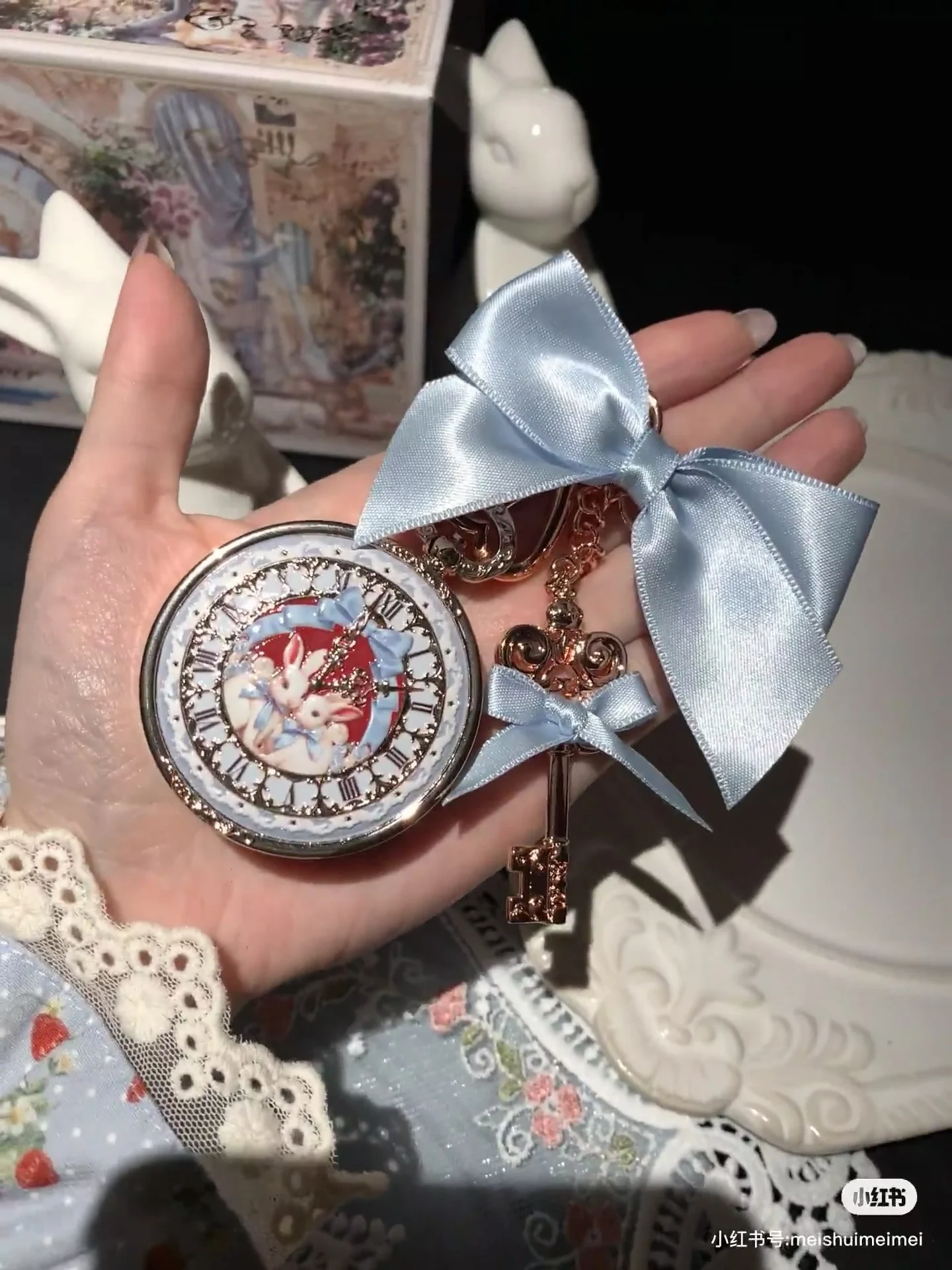 Flower Know Bunny Garde Series Makeup Tools Mini Makeup Mirror Hand-held Moisturizing Lip balm Cosmetic