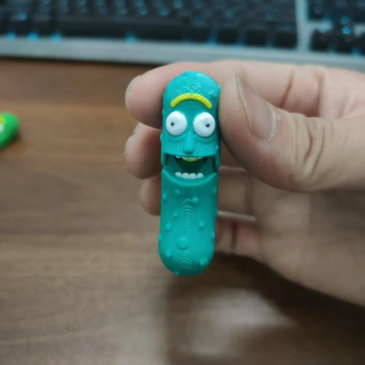 3d Printed Cute Emotional Cucumber Toys Mystery PickleJoint , Movable Joints, Creative Desktop Decoration Sculpture