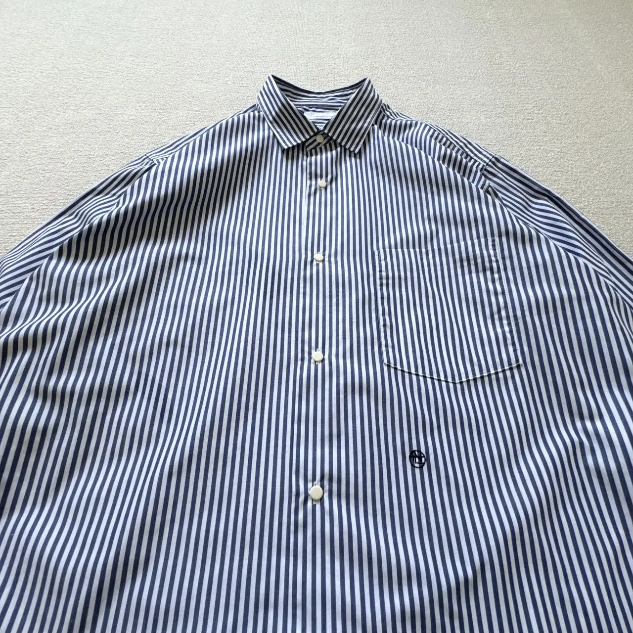 

NANAMIC Рубашка чистого кроя со обычным воротником и ветром