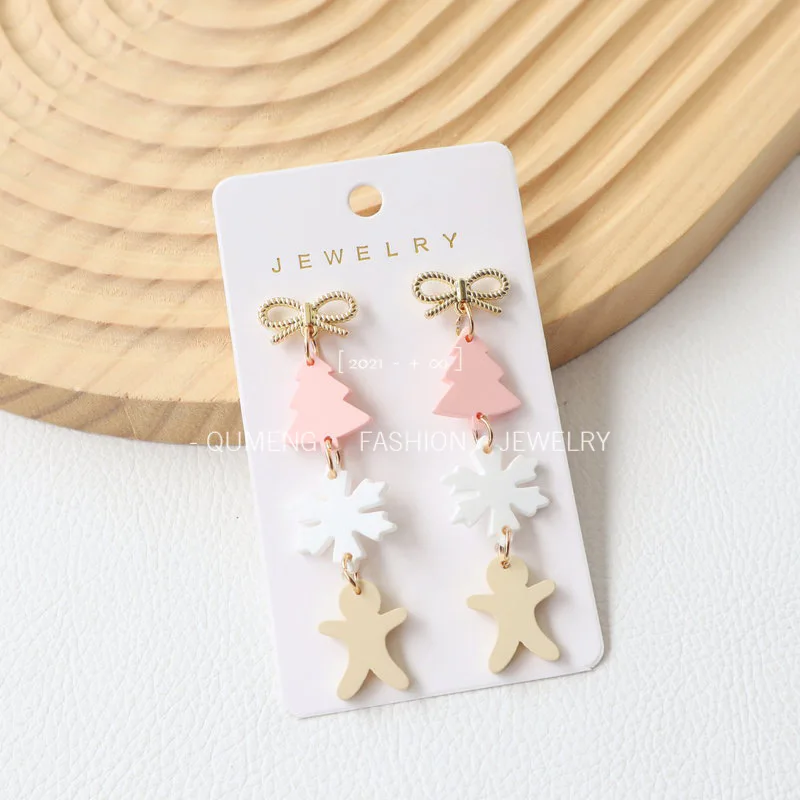 1 زوج الاكريليك شجرة عيد الميلاد ندفة الثلج وأقراط للمرأة تقليد لينة السيراميك الخبز الطلاء الزنجبيل رجل مجوهرات هدية