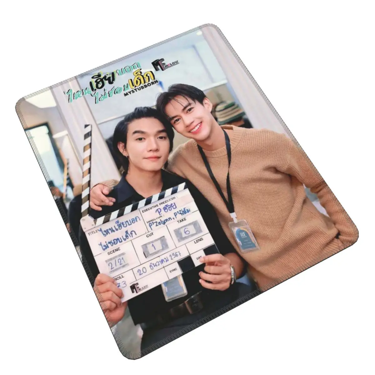 

Лодка-лодка Yongyut Oat Pasakorn Плакат Компьютерный резиновый коврик для мыши Тайский телевизор Моя стойкая драма Stills Фото коврик Кружка Промокальная машина