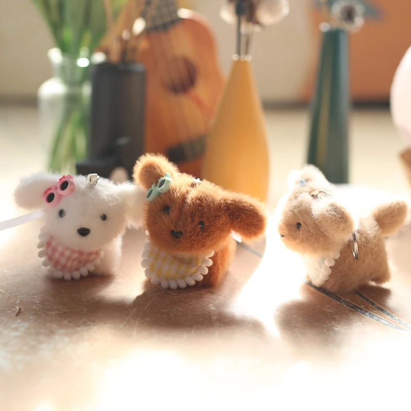 魅力的なぬいぐるみ犬人形、サングラスとスカーフ付き子犬ぬいぐるみ、バッグペンダント、キーホルダー、ギフト用の装飾品