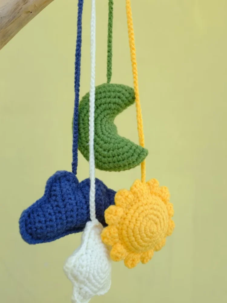 

Hand-Woven Key Chain with Cute Knitted Pendant for Bag, Moon, Sun, Cloud, Star, Car Decoration, Creative Gift, 2023