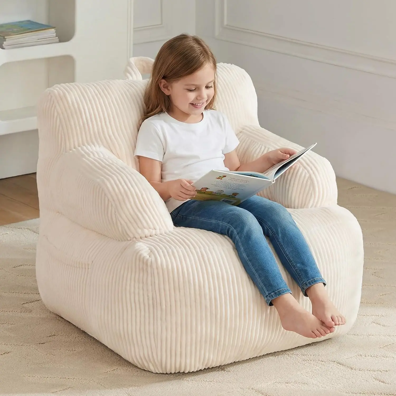 

Детское кресло-мешок с подлокотниками, удобный диванчик для малышей (для мальчиков и девочек), маленькое напольное кресло для игр, чтения и отдыха, бежевое