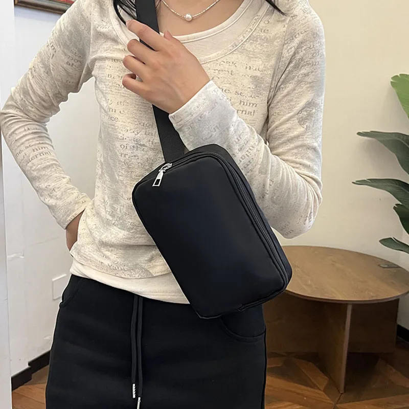 Bolso de pecho de nailon para mujer, bandolera de hombro, riñonera de media luna, color sólido