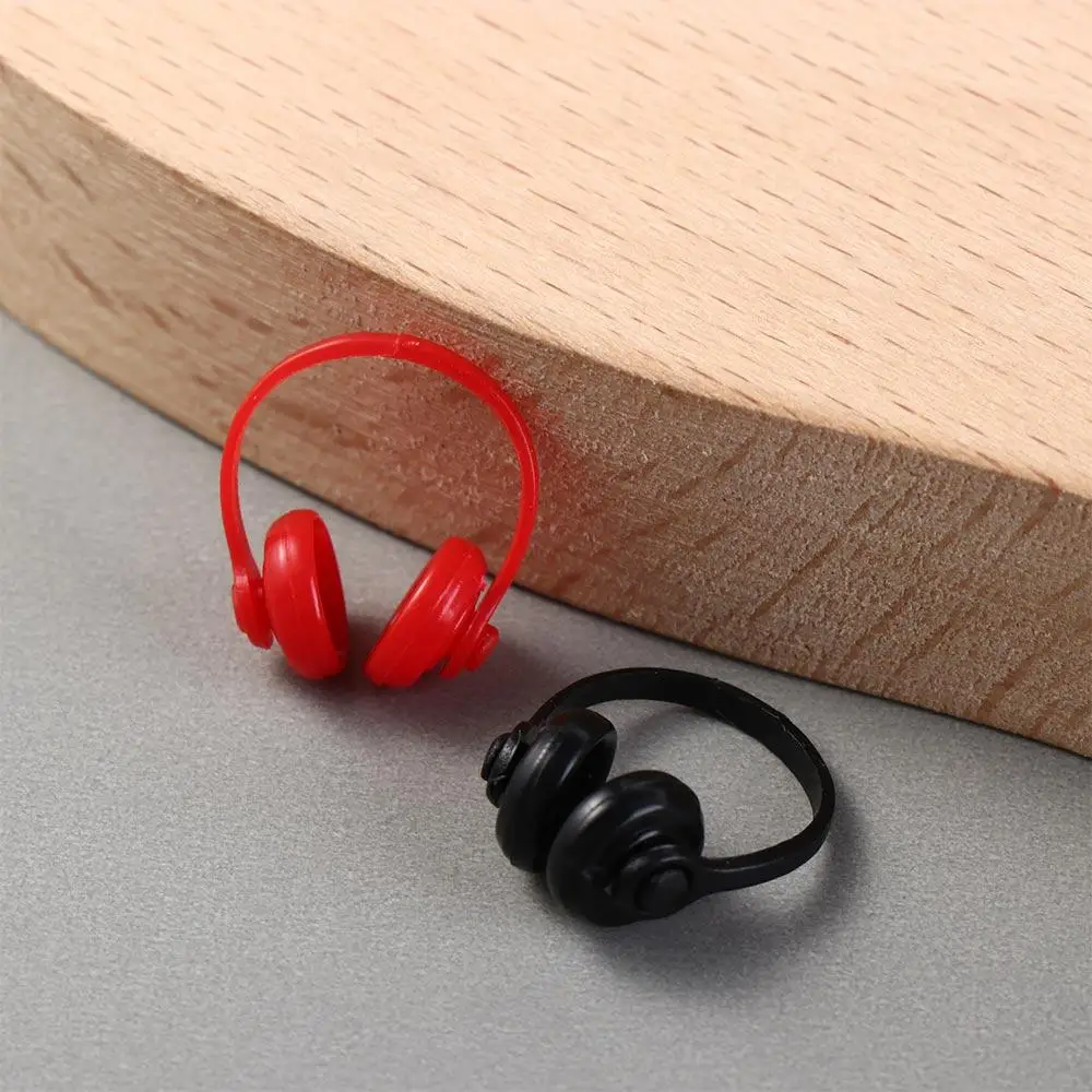 Dollhouse Props Dollhouse Headphone Model Classic Plastic Miniature Headset Model 1/12 Scale Miniatures Wireless Earphone Gift