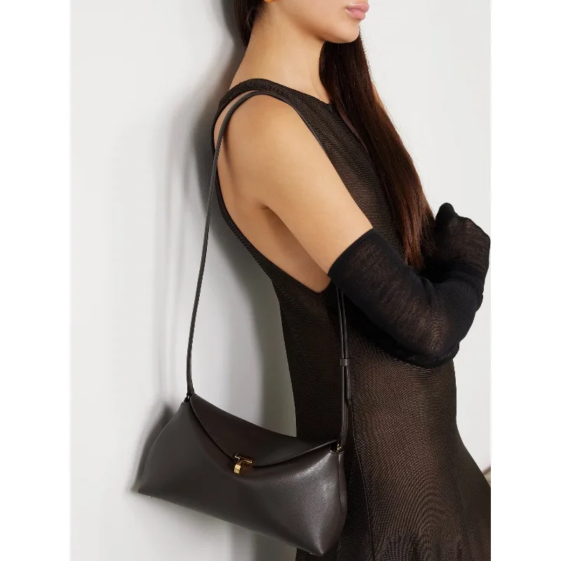 

New women's autumn and winter bark brown straight buckle texture leather single shoulder genuine leather bag