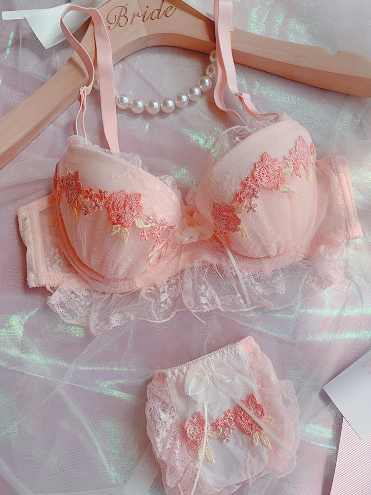 

Japanese water soluble flower thin cup bra set sweet cute gathered comfortable lace underwear panties large size lingerie