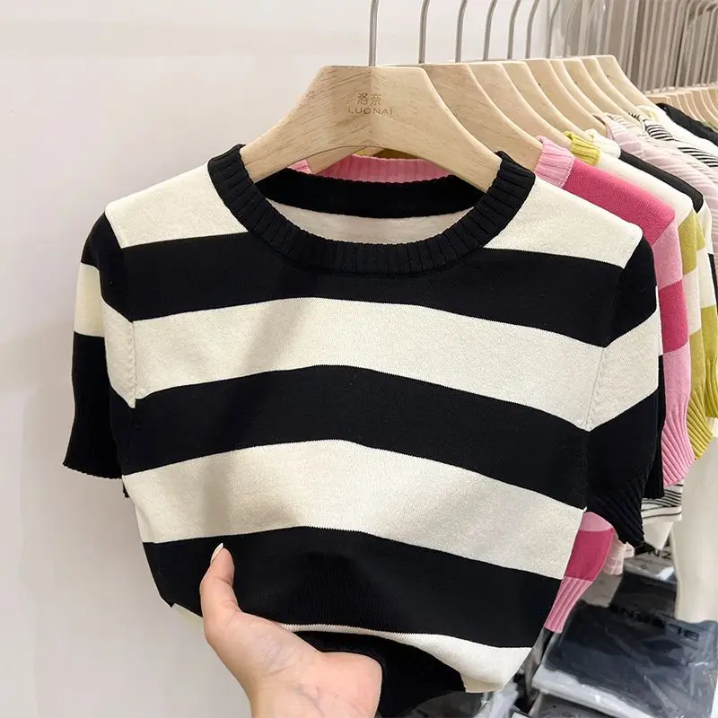 Summer New Fashion Simple Versatile Striped Short Sleeved T-shirt Women's Color Block Round Neck Patchwork French Loose Knit Top