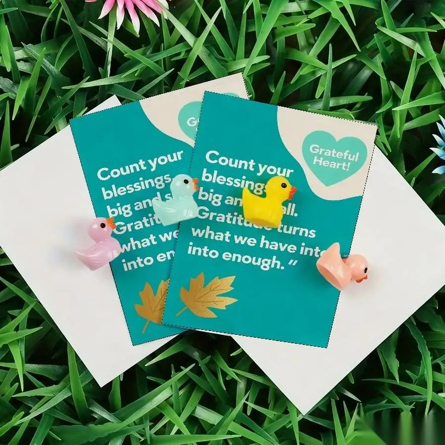 1/5/10/20/50/100pcs  Lucky Duck Pocket Hugs - Fantasy Theme Resin Charms with Inspirational Messages, Assorted Colors, Includes
