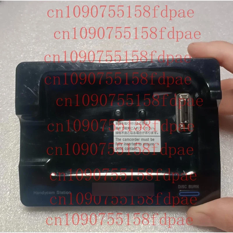 Для DCR-SR32E SR33E SR52E SR72E используется оригинальная док-станция для видеокамеры Handycam Для DCR-SR32E SR33E SR52E SR72E используется оригинальная док-станция для видеокамеры Handycam