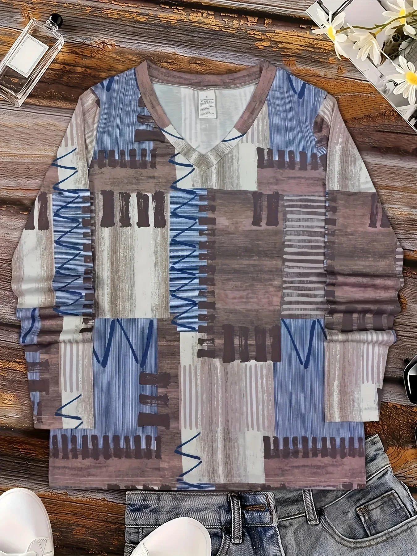 Geometric Art Print Long Sleeve Top Women V Neck Casual Soft Knit Blouse
