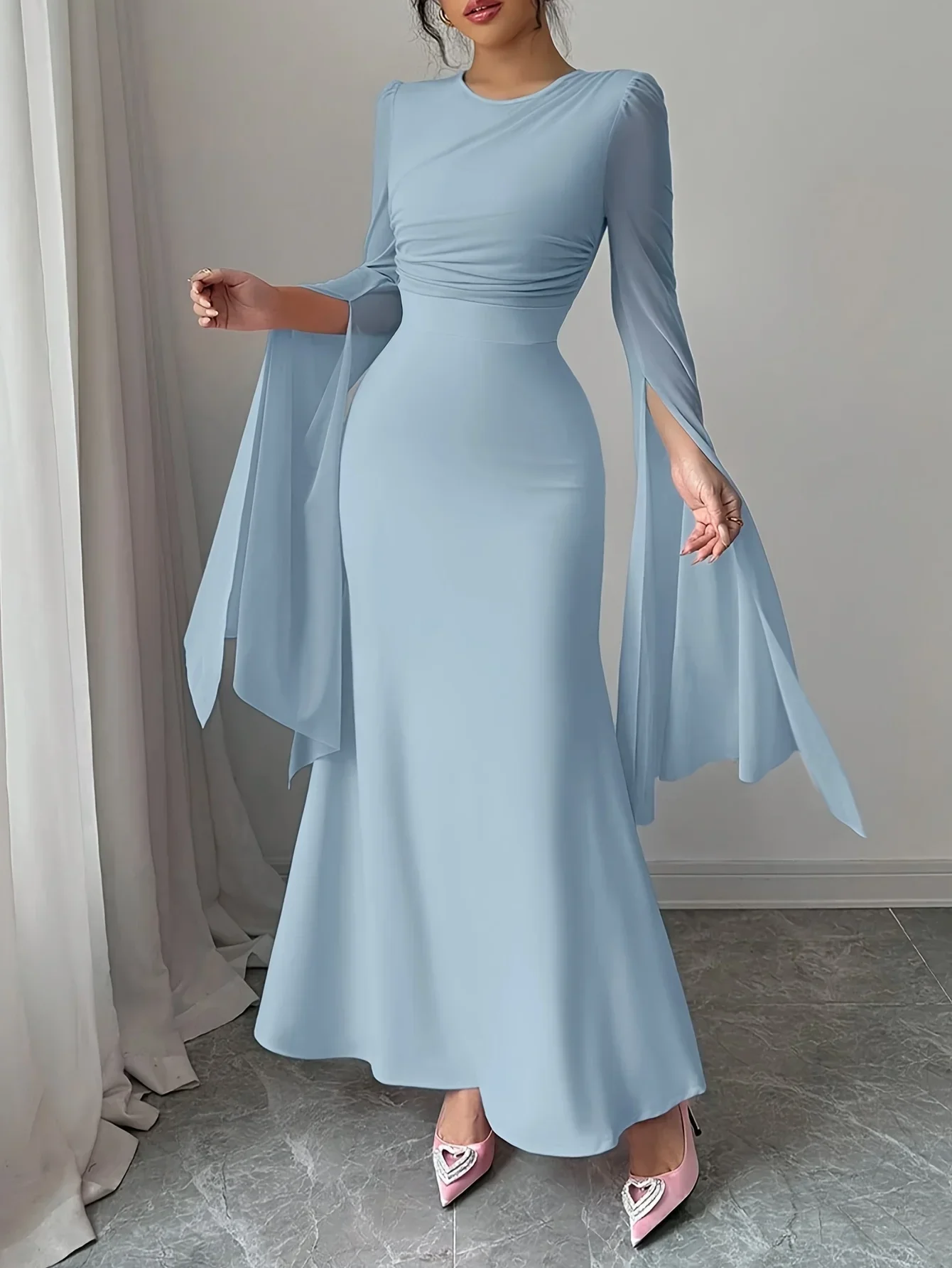 ZOCI Women's long dress, round neck, bodycon dress, bell sleeves, long sleeves, fashionable, slim-fitting, sexy evening gown.