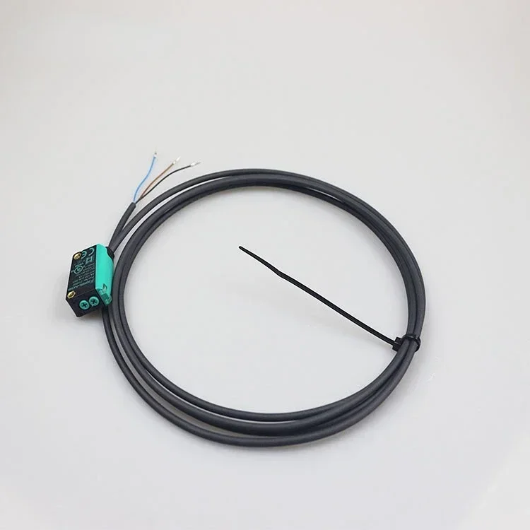 best-selling ML100-8-H-350-RT/102/115 background suppression sensor the detection distance is 5-350mm 10-30VDC new and original