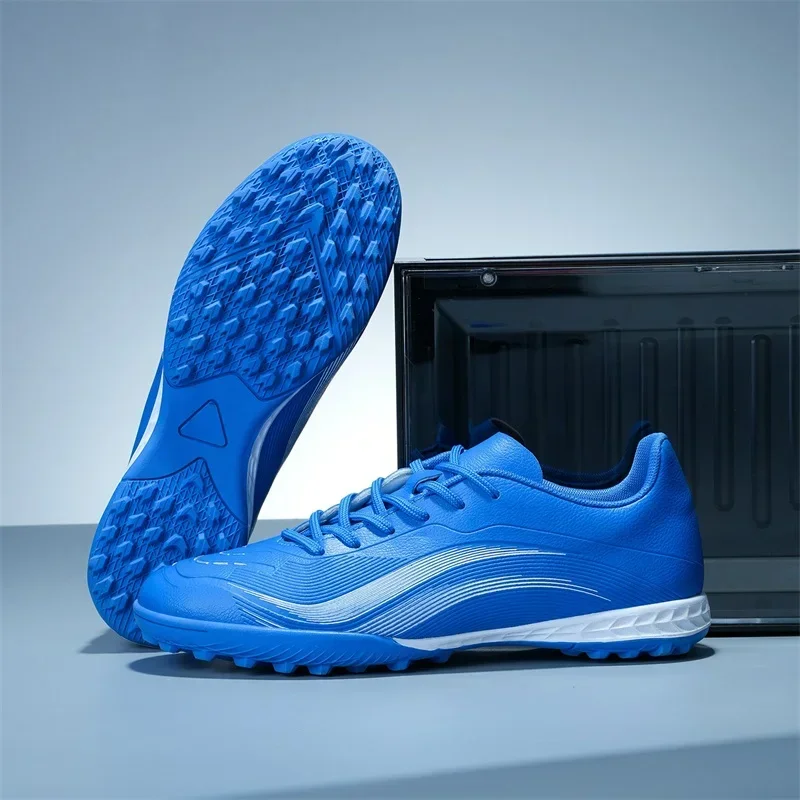 

Men Professional Breathable Football Boots Training Sneakers Unisex Soccer Shoes Ultralight Futsal Grass Cleats Match Sport